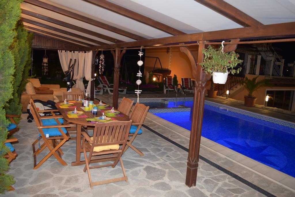 Boutique Villa Rosa Dei Venti Balchik Exterior photo